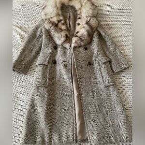 vintage clarendon by henry friedricks - 1970s - tweed with real fur